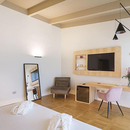 Uefio - Luxury Suites Monte di Procida Ngoại thất bức ảnh